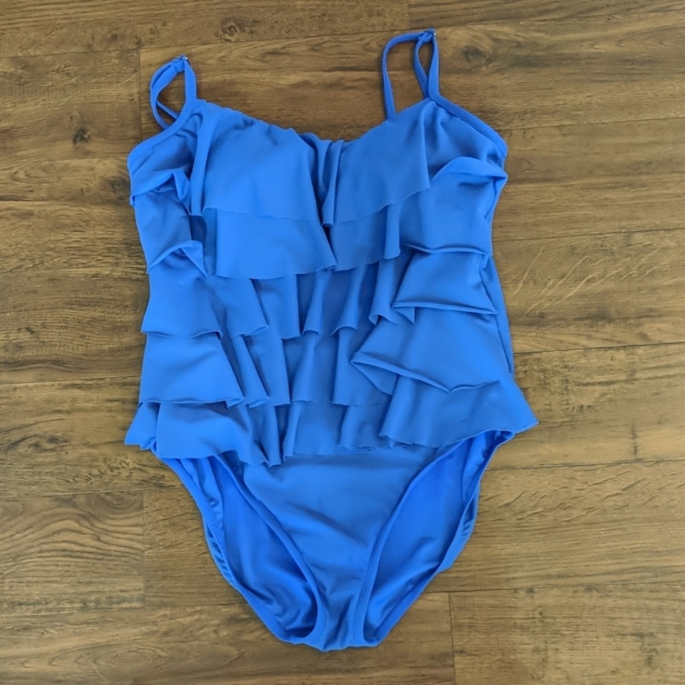 One piece swimsuit